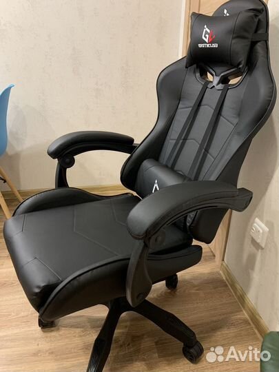 Компьютерное кресло игровое