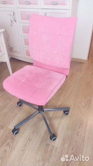 Компьютерное кресло
