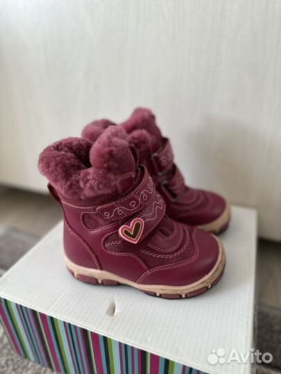 Обувь на девочку