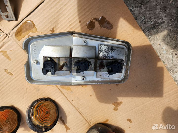 Запчасти волга газ 2410 фара стопы