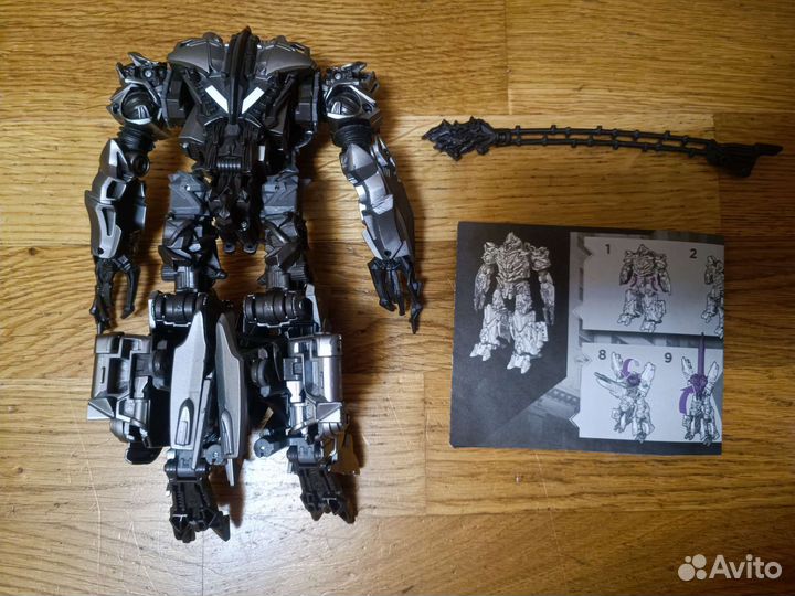 Трансформер Мегатрон - Megatron Studio Series 54