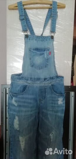 Джинсовый комбинезон для девочки