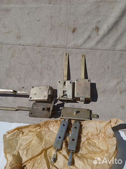 Запчасти на УАЗ 452 буханка