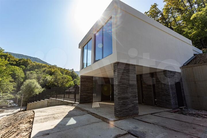 Дом 211 м² на участке 10 сот.