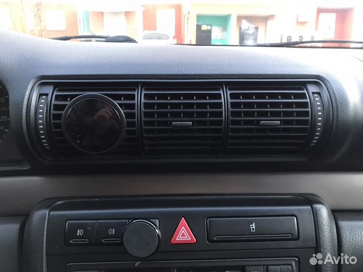 Дефлектор с датчиком наддува audi A4 B5