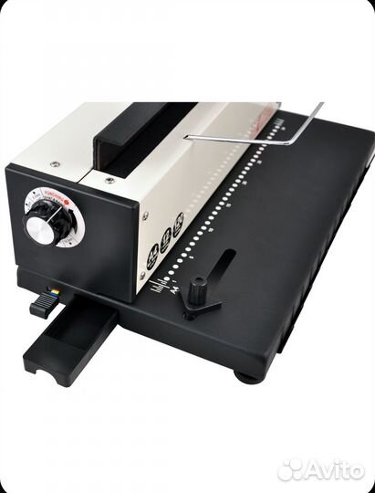 Брошюровщик на металлическую пружину