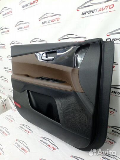 Обшивка двери передняя левая Kia Cerato 4