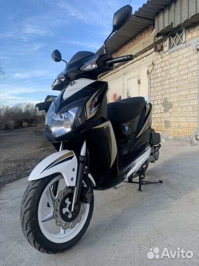 Скутер сим джет 4 125