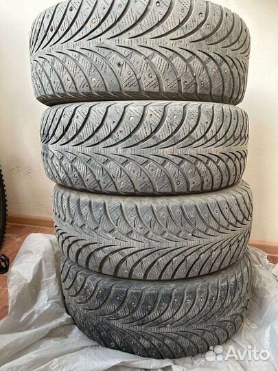 Sava Eskimo Stud 205/55 R16