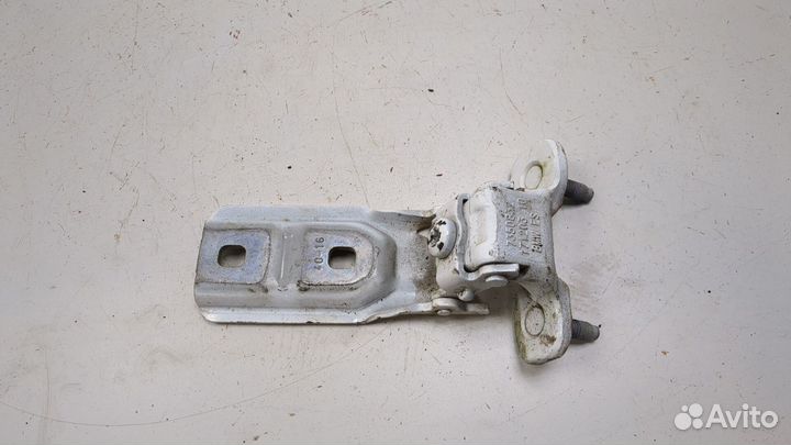 Петля крышки багажника правая BMW X1 (F48)