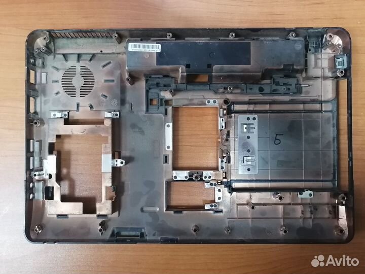 Поддон Emachines e525 series model no: kawf0