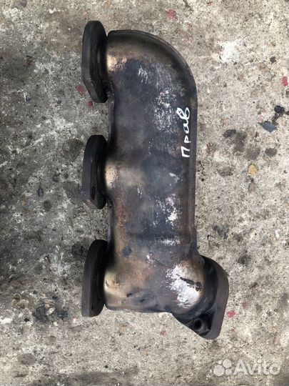 Коллектор выпускной правый Mercedes Benz E Class