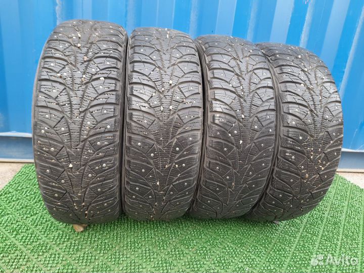 Rosava SnowGard 215/60 R16 113T