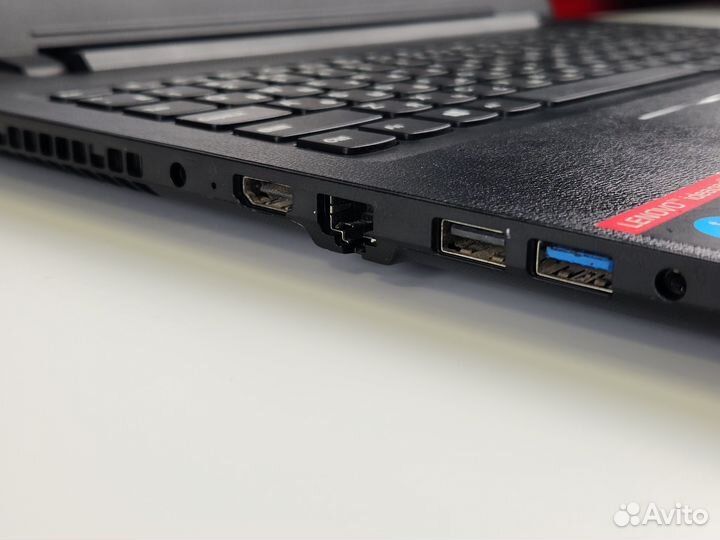 Lenovo IdeaPad 110 AMD A6-7310 4GB 500GB FHD