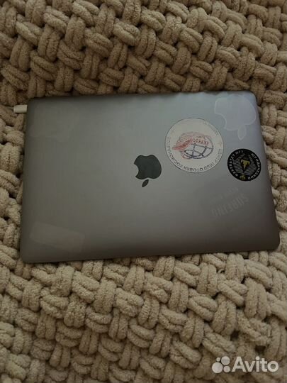 Apple MacBook 12 early 2016 512gb