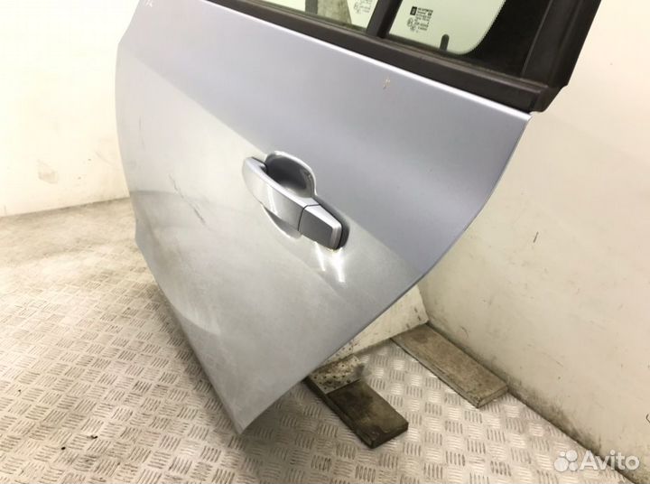 Дверь задняя левая Opel Zafira C 1.8 I 2014