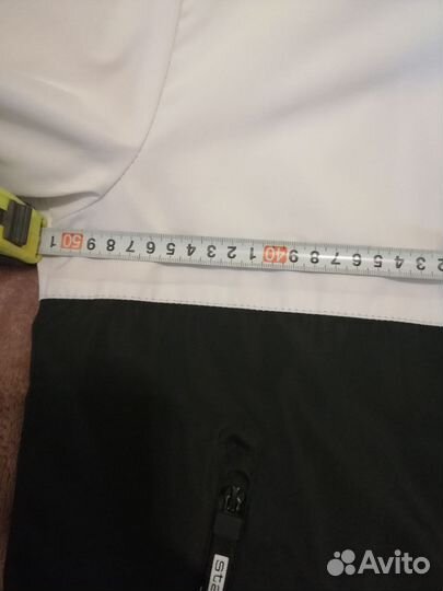 Ветровка женская