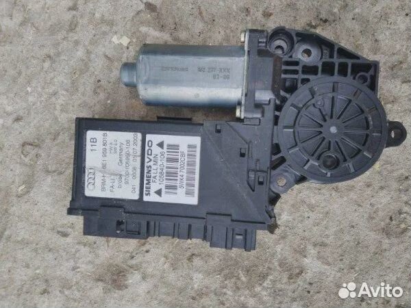 Моторчик стеклоподъёмника Audi A4 B6 2000 передний