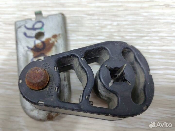 Резиновый подвес системы выхлопа Bmw X5 E70 N62B48