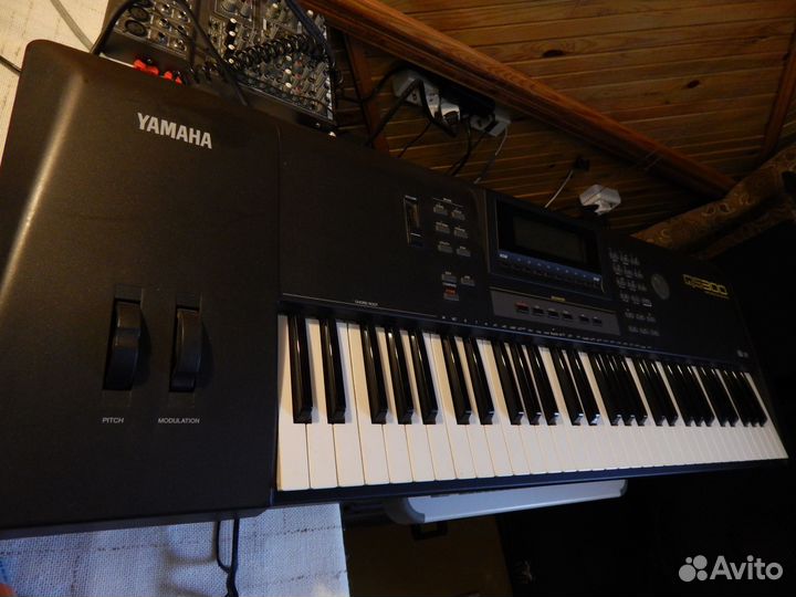 Синтезатор yamaha QC - 300