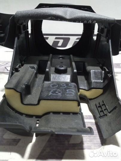 Кожух рулевой колонки Audi Q5 8R 2008—2012