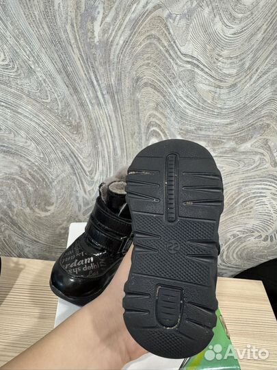 Ботинки зимние 22