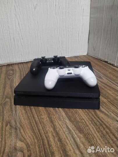 Sony PlayStation 4 slim 1tb