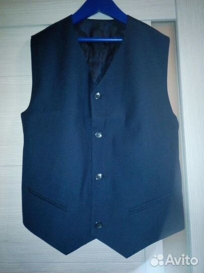 Школьный костюм (брюки +жилетка)