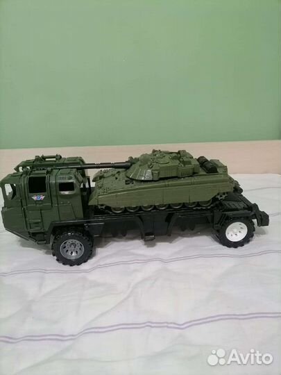 Машина с танком игрушка