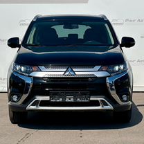 Mitsubishi Outlander 2.4 CVT, 2021, 76 982 км, с пробегом, цена 2 820 000 руб.