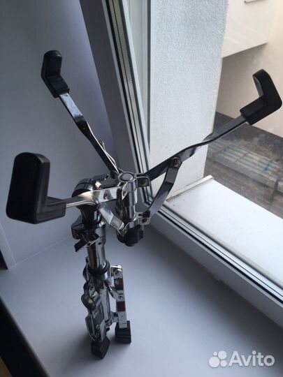 Малый барабан, стойки