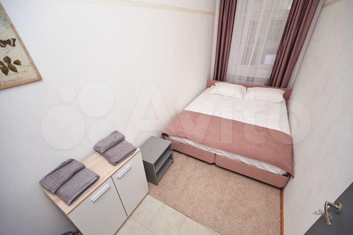 Комната 10 м², 1/6 эт.