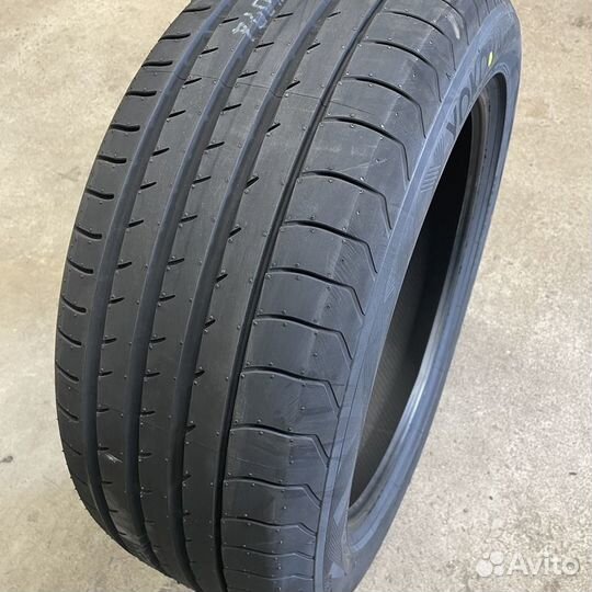 Yokohama Advan Sport V107C 285/45 R22 114Y