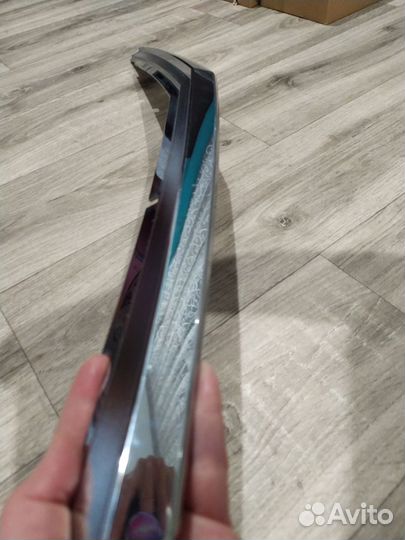 Молдинг решётки радиатора