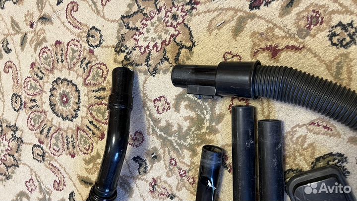 Напольный пылесос