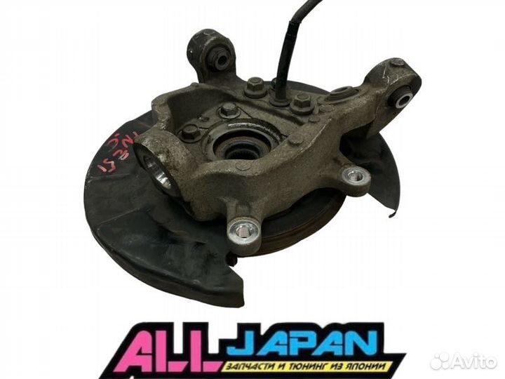 Кулак задний, ступица, цапфа задний правый Nissan