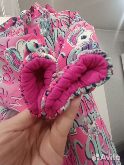 Демисезонный комбинезон для девочки