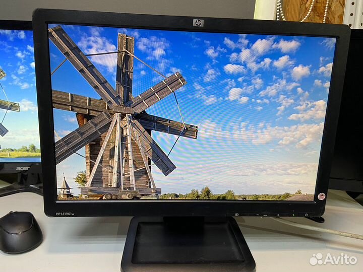 Монитор 19 дюймов HP LE1901w Широкоформатный