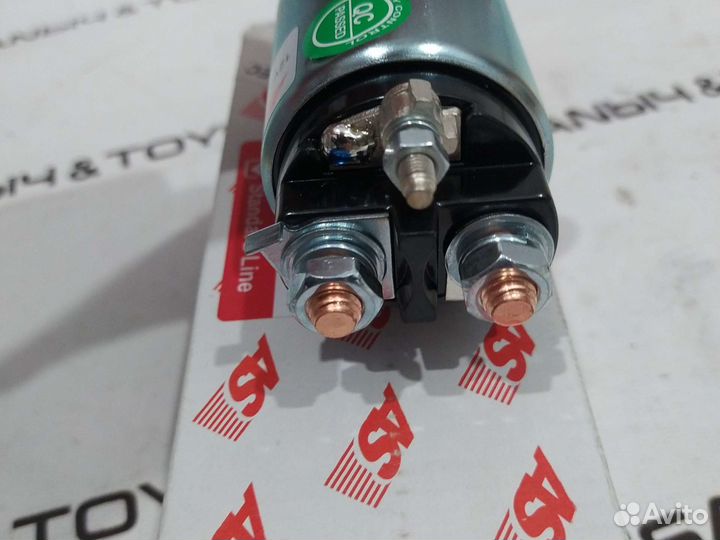 Реле втягивающее стартера на Nissan Pathfinder R51