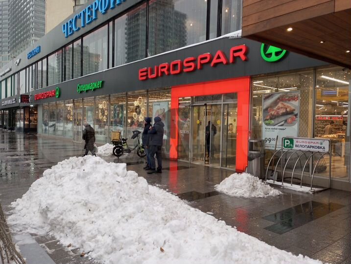 Продам здание, 1698.5 м²