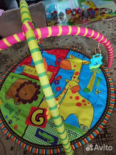 Развивающий коврик