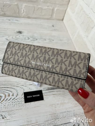 Чехол для очков Michael Kors