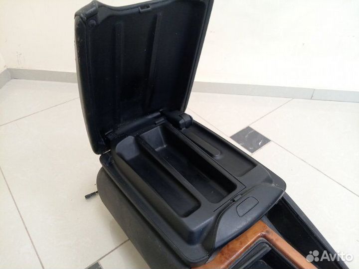 Подлокотник Bmw X5 E53 M62 2001