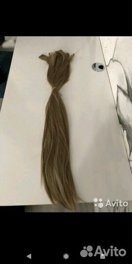 Волосы на заколках