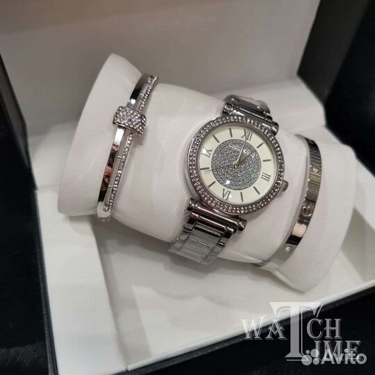 Подарочный набор женских часов