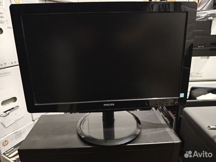 Монитор Phillips 196V3L
