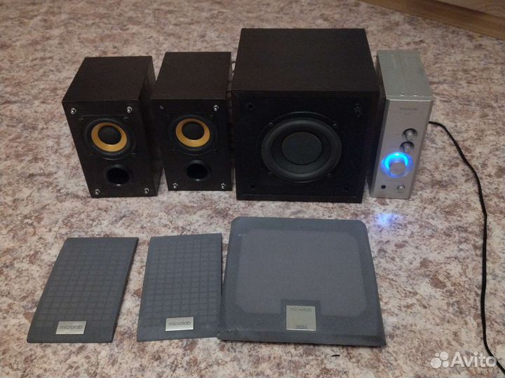 Акустические колонки microlab