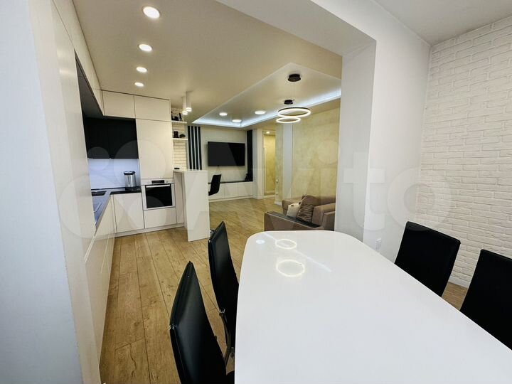 3-к. квартира, 85,1 м², 3/9 эт.