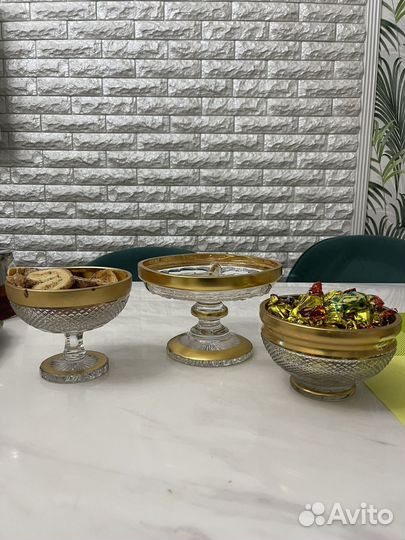 Продаю чешскую посуду вафли