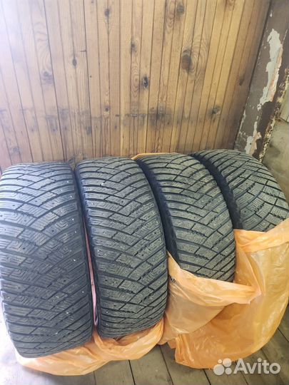 Goodyear Ultragrip Ice Arctic 255/55 R19 111T